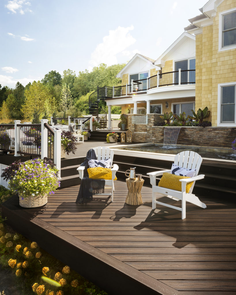 TREX Yacht Club Shellback Adirondack Chair in Classic White TREX Yacht Club Shellback Adirondack Chair in Classic White