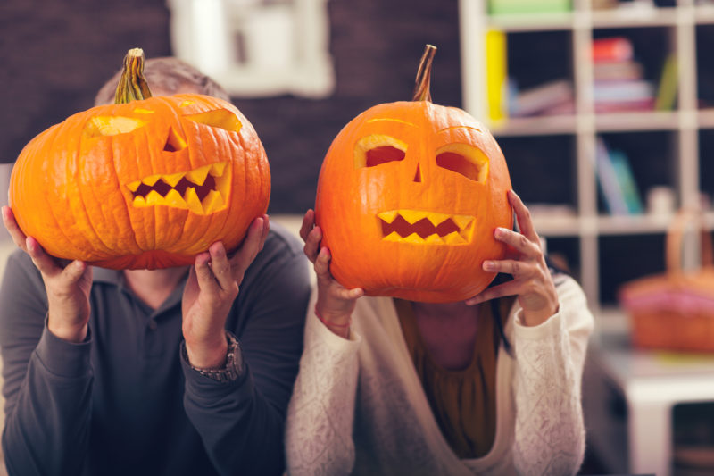 Dressing Up Your Patio for Halloween | Trex® Furniture