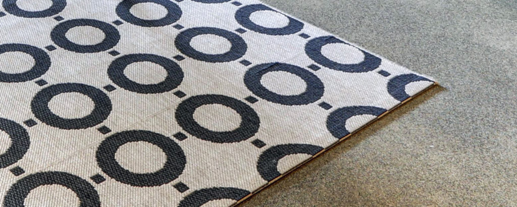 Outdoor Rug For Your Deck, Do Outdoor Rugs Protect Decks