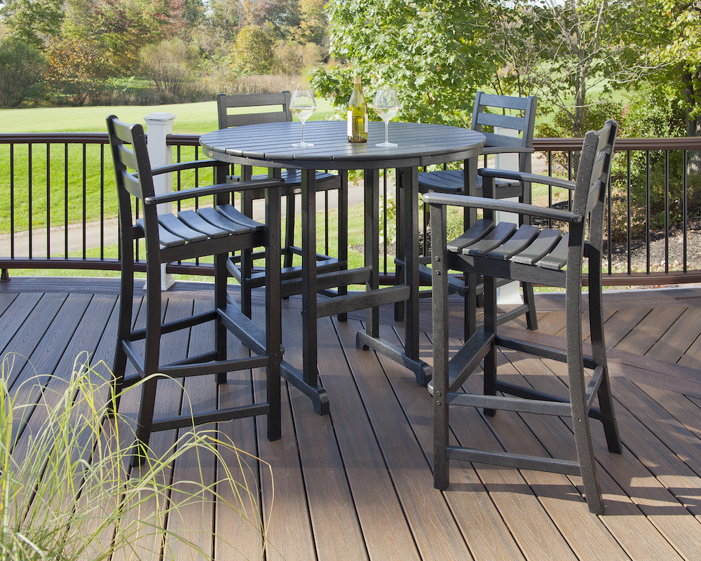 Trex Monterey Bay 5-Piece Round Bar Set in Charcoal Black