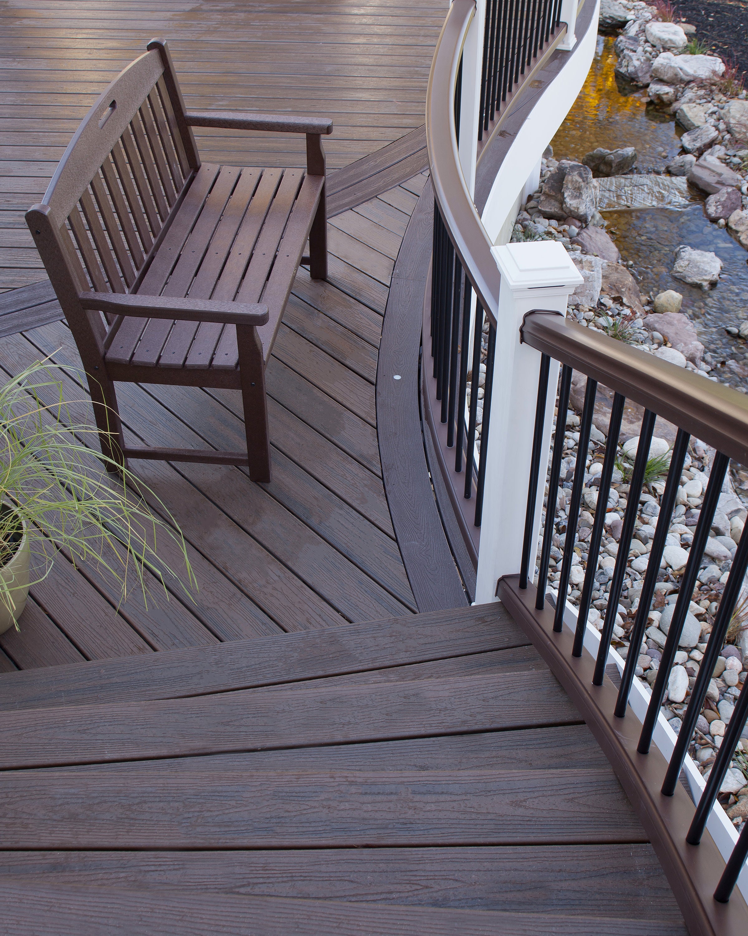 Trex Outdoor Furniture Yacht Club Bench - Thumbnail 3